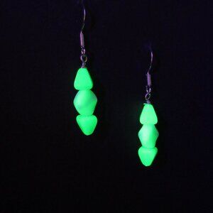 Uranium vintage bead earrings